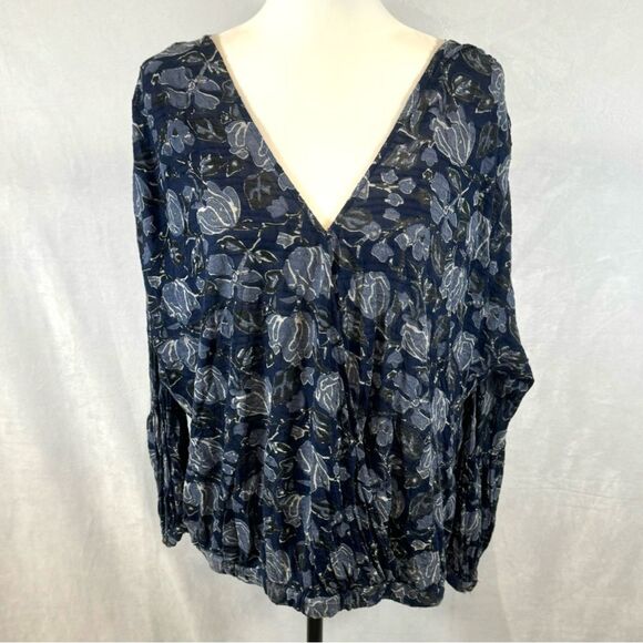 Lucky Brand blue abstract floral faux wrap top size large - Picture 4 of 12